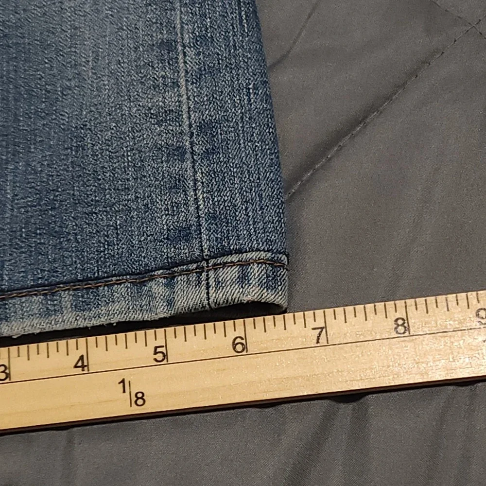 Levi's 519 Jeans Men's 36x34 Extreme Skinny Light Wash Blue Denim -‎ Read Size